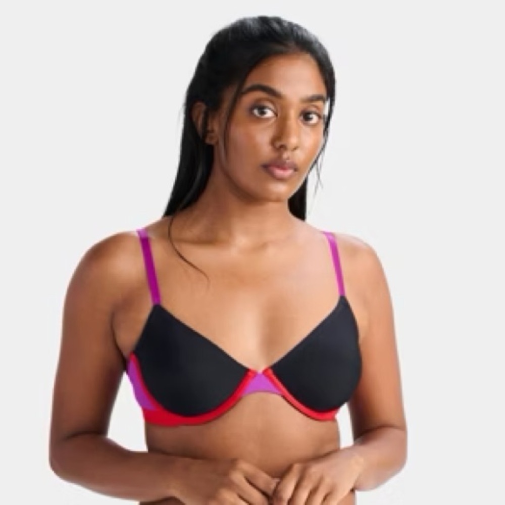Parade Underwire Bra in Black with Pink Trim SzM Brand New